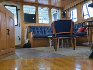 60' Expedition 2000 Custom 42 
