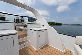 TCB 23 Stbd fwd cockpit