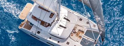 Lagoon 55 YACHT