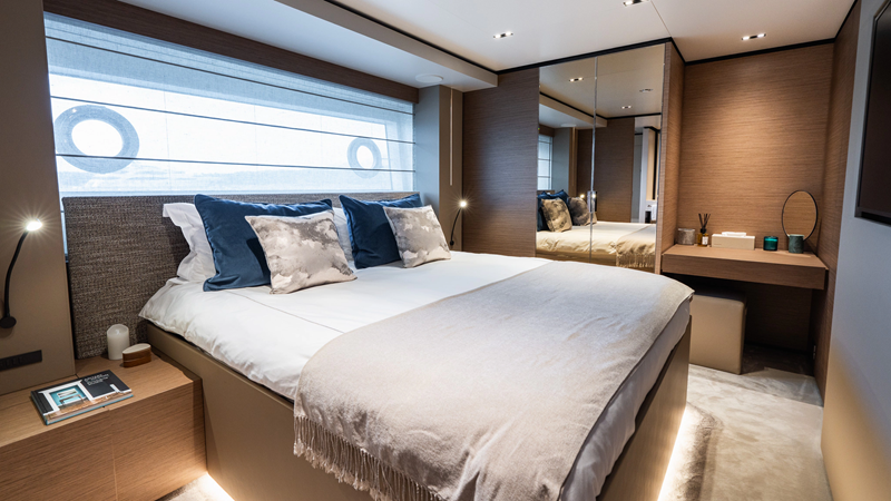 QUEEN J III - Yacht à vendre