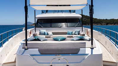 QUEEN J III 46 