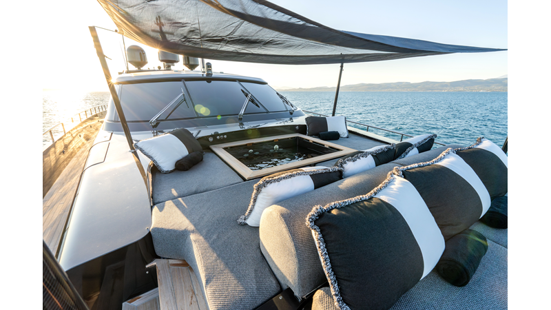 AQUILA - Yacht à vendre
