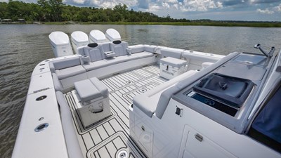 TRAVELLER 18 
