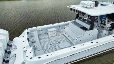 TRAVELLER 19 