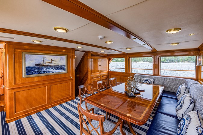 ANJILIS - Yacht zu verkaufen
