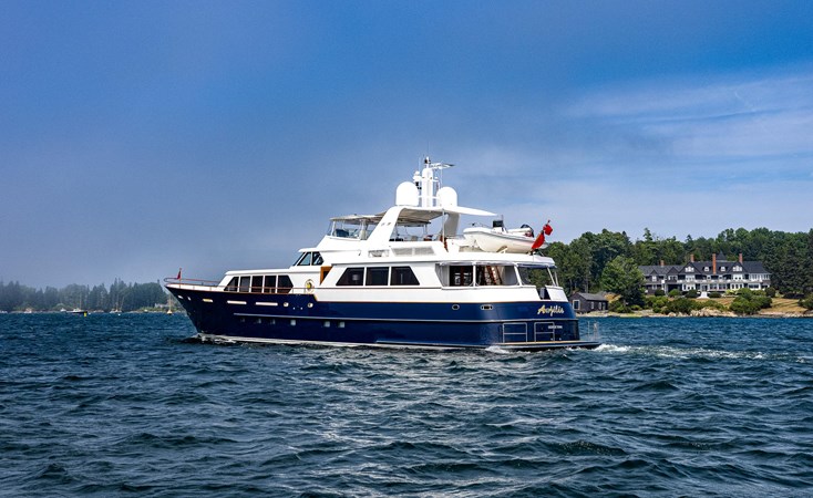 ANJILIS - Yacht zu verkaufen