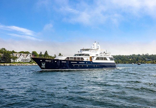 ANJILIS - Yacht zu verkaufen