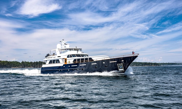 ANJILIS - Yacht zu verkaufen