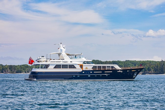 ANJILIS - Yacht zu verkaufen