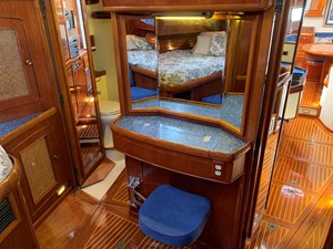 BRISE DE MER 31 Aft Cabin Forward