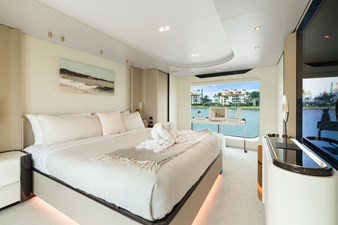 FREEDOME  YACHT