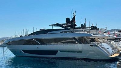 Riva 100 Corsaro 4 