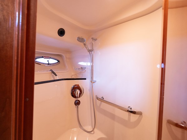 UPSIDE - Yacht zu verkaufen