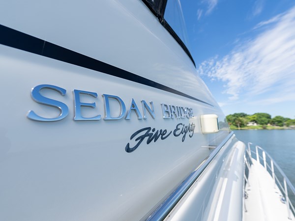UPSIDE - Yacht zu verkaufen