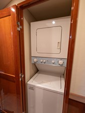 UPSIDE 47 GE Spacemaker Laundy washer and dryer