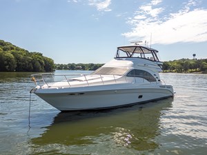 UPSIDE 69 Port bow profile
