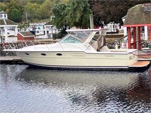 33' Tiara 1988 3300 Open 1 