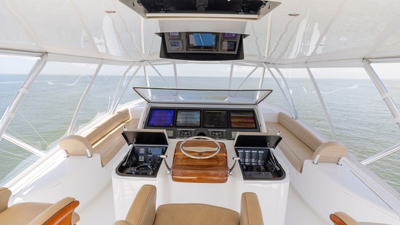 CE - Yacht zu verkaufen