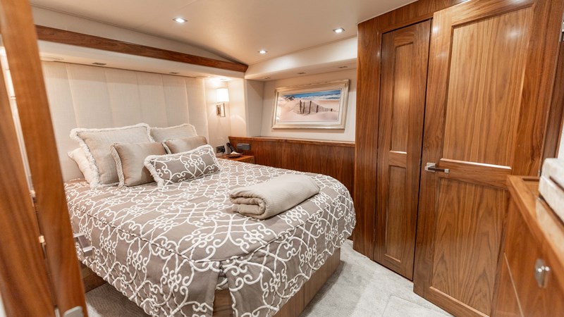CE - Yacht zu verkaufen
