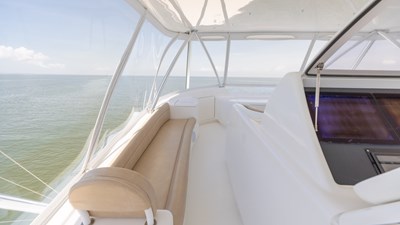CE 49 2016 Viking 80 Convertible 
