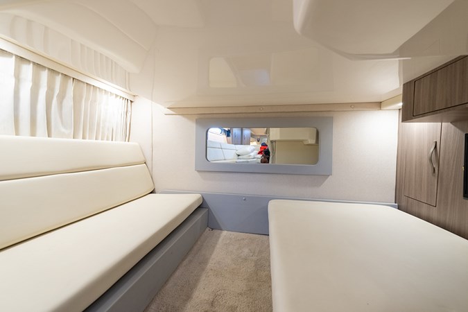 Mid-cabin
