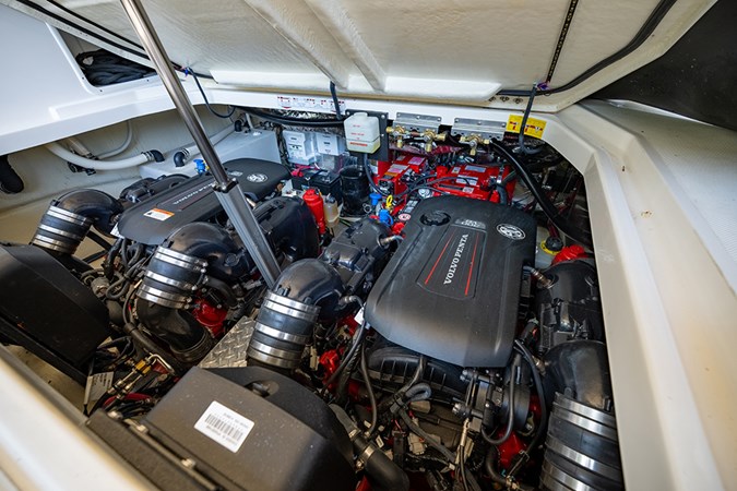 Engine compartment