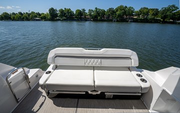 ENDLESS SUMMER 14 Aft cockpit seat 