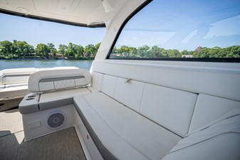 ENDLESS SUMMER 21 Port fwd cockpit seating