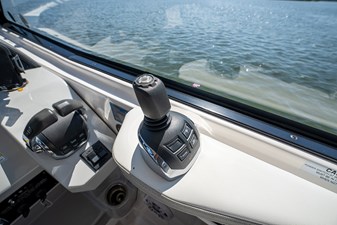 ENDLESS SUMMER 25 Joystick control