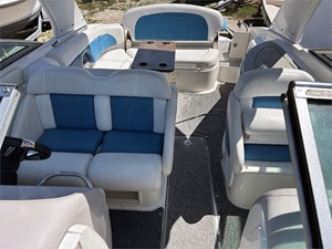 27' Chaparral 2007 276  12 
