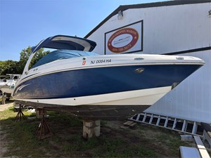 27' Chaparral 2007 276  0 
