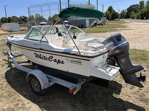 17' Boston Whaler 1996 Dauntless 2 