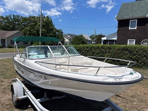 17' Boston Whaler 1996 Dauntless 5 