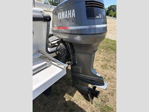 17' Boston Whaler 1996 Dauntless 12 