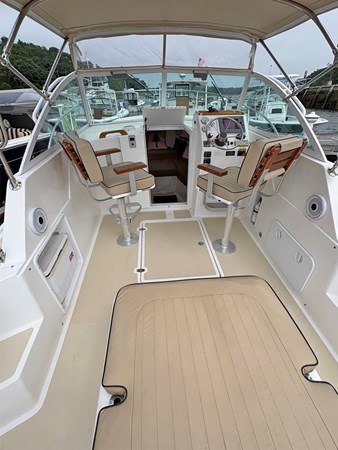 Cockpit Fwd
