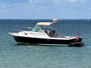 WAHINE 2 On Mooring