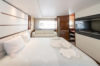 Daphne 13 14 9.jpg