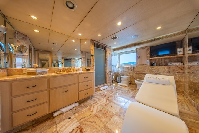 GRACE - Yacht à vendre