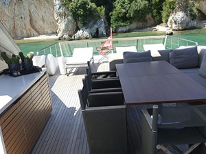 La Isla 23 