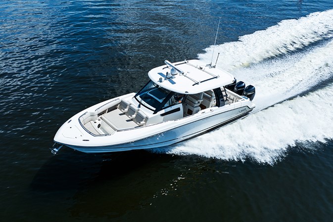 2023 Boston Whaler 350 Realm underway