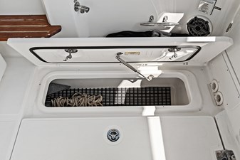UNPLUGGED 50 Stbd cockpit sole built-in storage