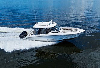 UNPLUGGED 54 Stbd profile