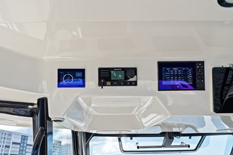 UNPLUGGED 58 Helm electronics