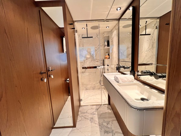 LD - Yacht zu verkaufen