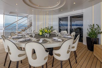 LADY VERA 33 