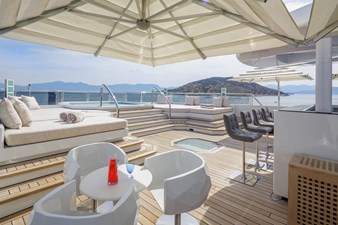 LADY VERA 42 