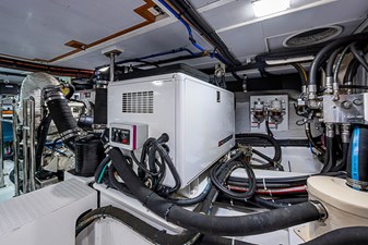SEA HORSE 29 Engine Room