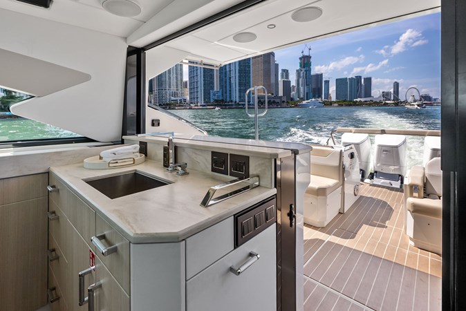 BREAKTHROUGH III - Yacht in vendita
