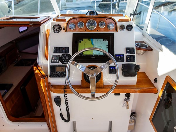 Helm Station