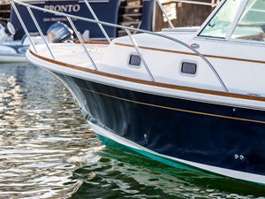 BATTENDOWN 4 Port Bow
